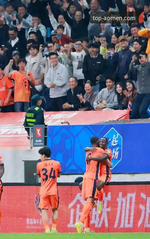 澳门娱乐下载链接 青岛海牛3-1终结13年不胜海港,澳门娱乐平台如何解读这场战术逆袭?